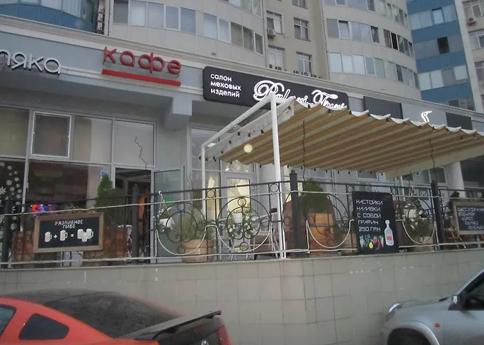 Daire On Henuezskaya 5 Odessa