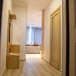 Apartman On Henuezskaya 5 *