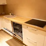 Apartman On Henuezskaya 5 *