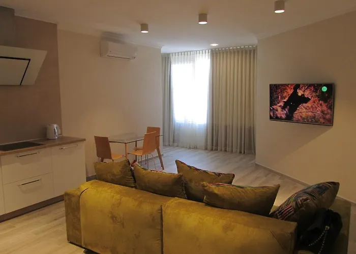 On Henuezskaya 5 * Odessza