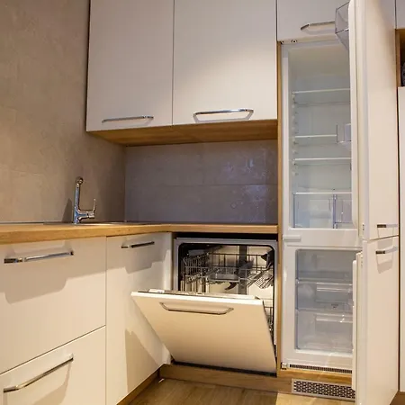 On Henuezskaya 5 Apartment Odesa