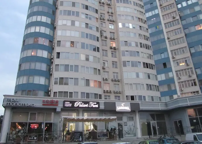 On Henuezskaya 5 Apartment Odessa