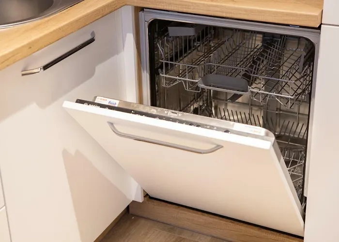 Apartment On Henuezskaya 5